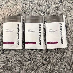 NWT Dermalogica Daily Superfoliant Trio Sample Pack (3)